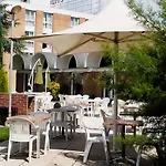 Ibis Styles Lille En Ferrain Hotel 2*