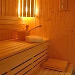 Hotel Ibis Styles Lille En Ferrain 2*