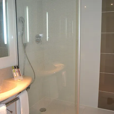 Ibis Styles Lille En Ferrain Hotel 2*