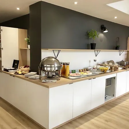 Ibis Styles Lille En Ferrain Hotel Neuville-en-Ferrain