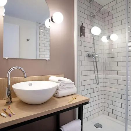 Ibis Styles Lille En Ferrain 2* Neuville-en-Ferrain