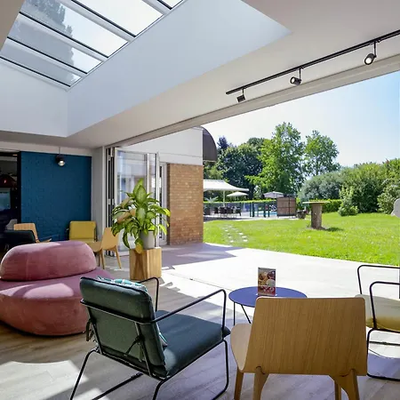 Ibis Styles Lille En Ferrain 酒店 2*