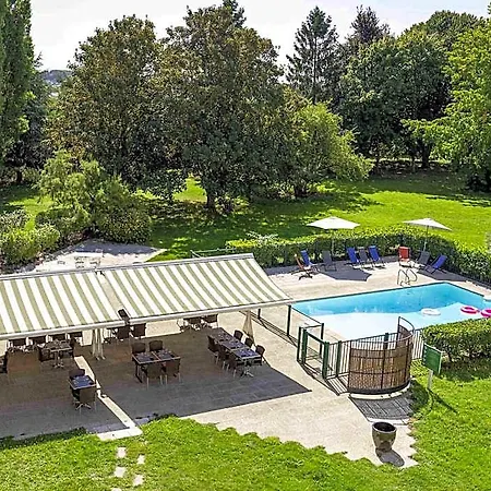 Ibis Styles Lille En Ferrain Hotel Neuville-en-Ferrain