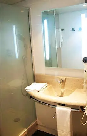 Ibis Styles Lille En Ferrain