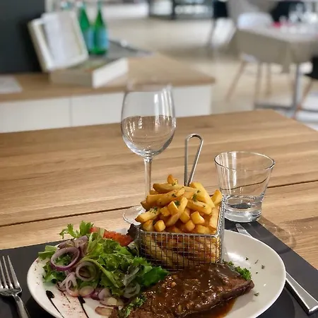 Ibis Styles Lille En Ferrain 2* Neuville-en-Ferrain