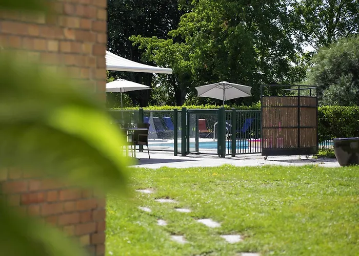 Ibis Styles Lille En Ferrain 2*