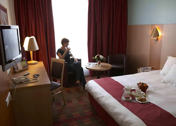 Hotel Ibis Styles Lille En Ferrain 2*