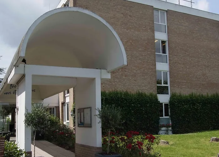 Ibis Styles Lille En Ferrain Hotel 2*